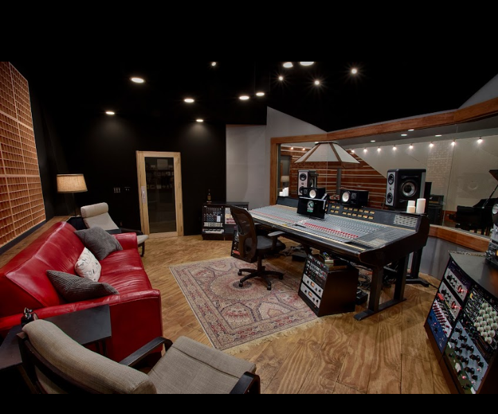 Kiwi Audio Recording Studio