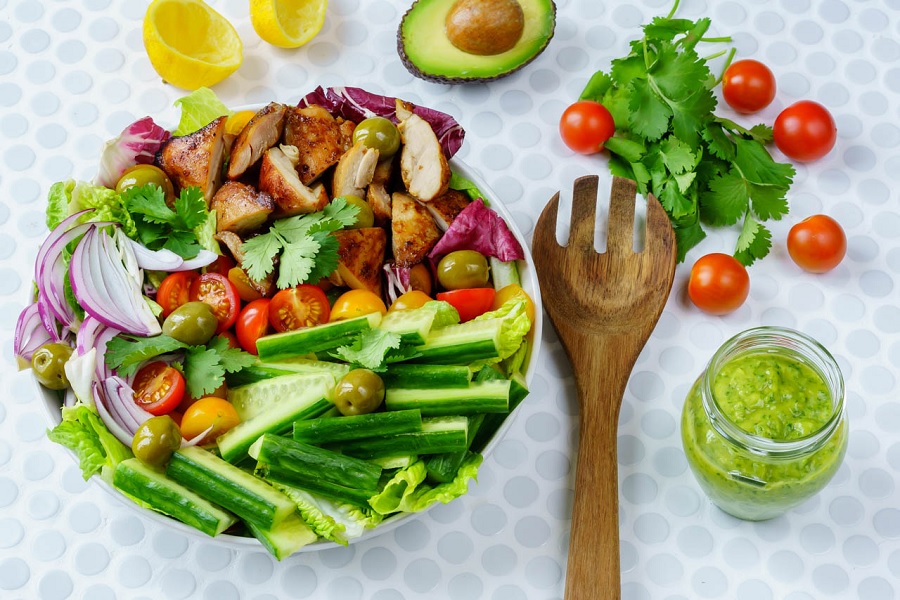 Chế độ ăn uống nhiều rau xanh sẽ giúp quá trình hồi phục nhanh hơn