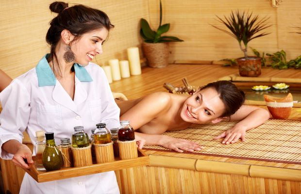 Khánh thủy spa massage tại Q5