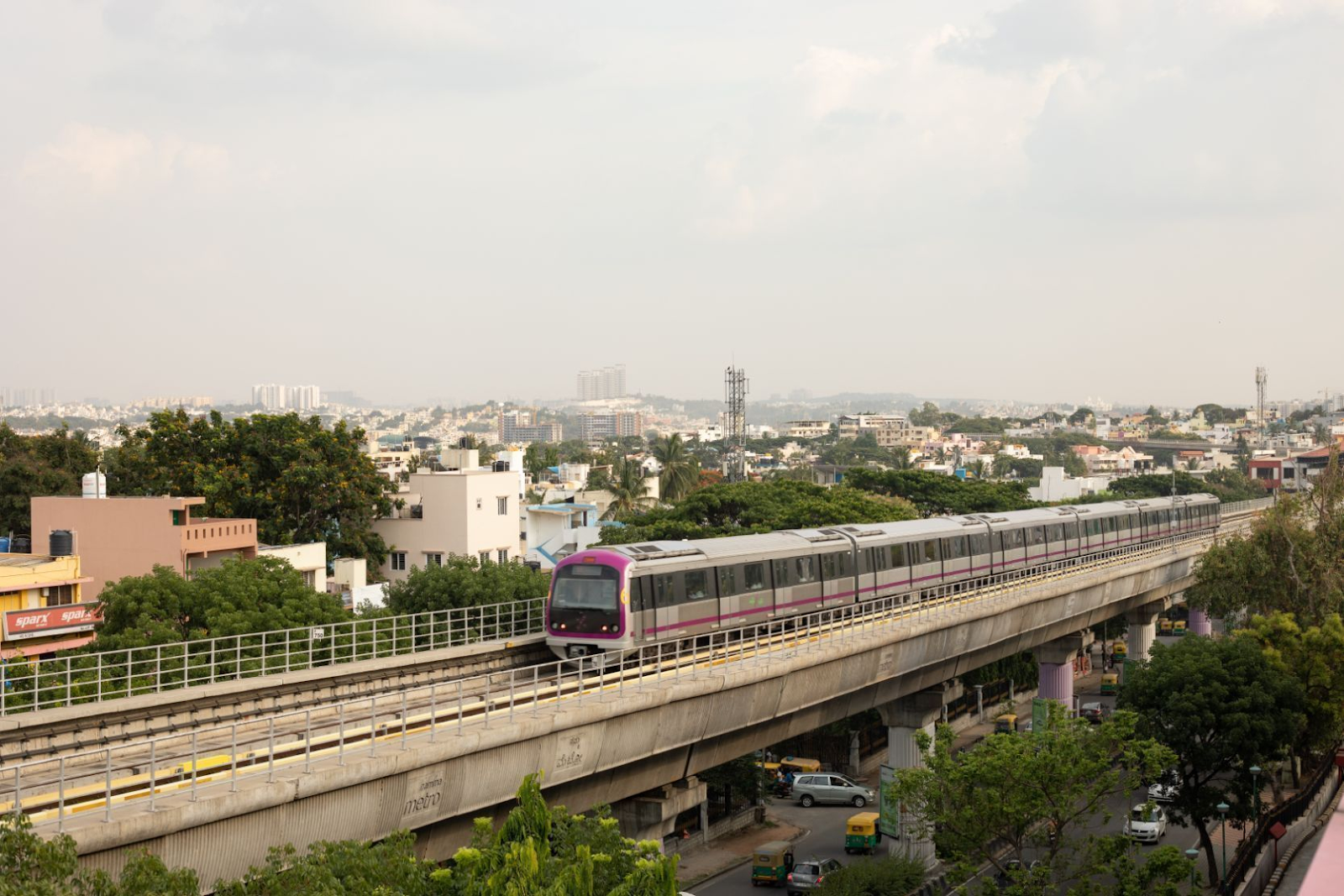 pink line metro