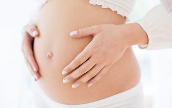 Có kinh khi mang thai: Những điều mẹ bầu cần lưu ý - ảnh 4