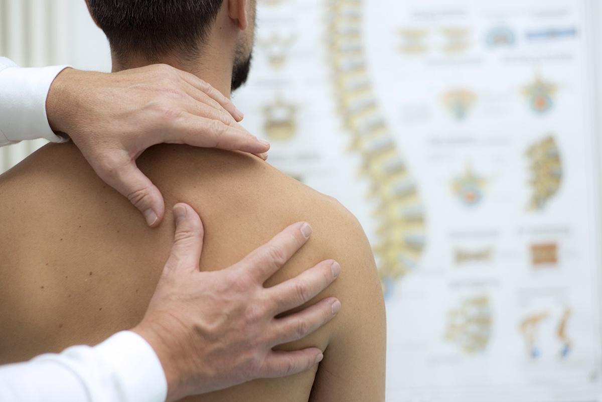 Massage-for-Shoulder-Pain.jpg