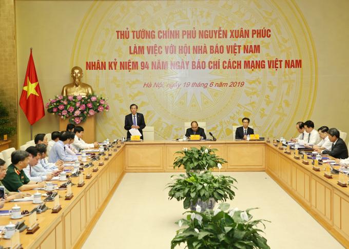 Chủ tịch Hội Nhà báo Việt Nam Thuận Hữu phát biểu kết luận (Ảnh: Sơn Hải)