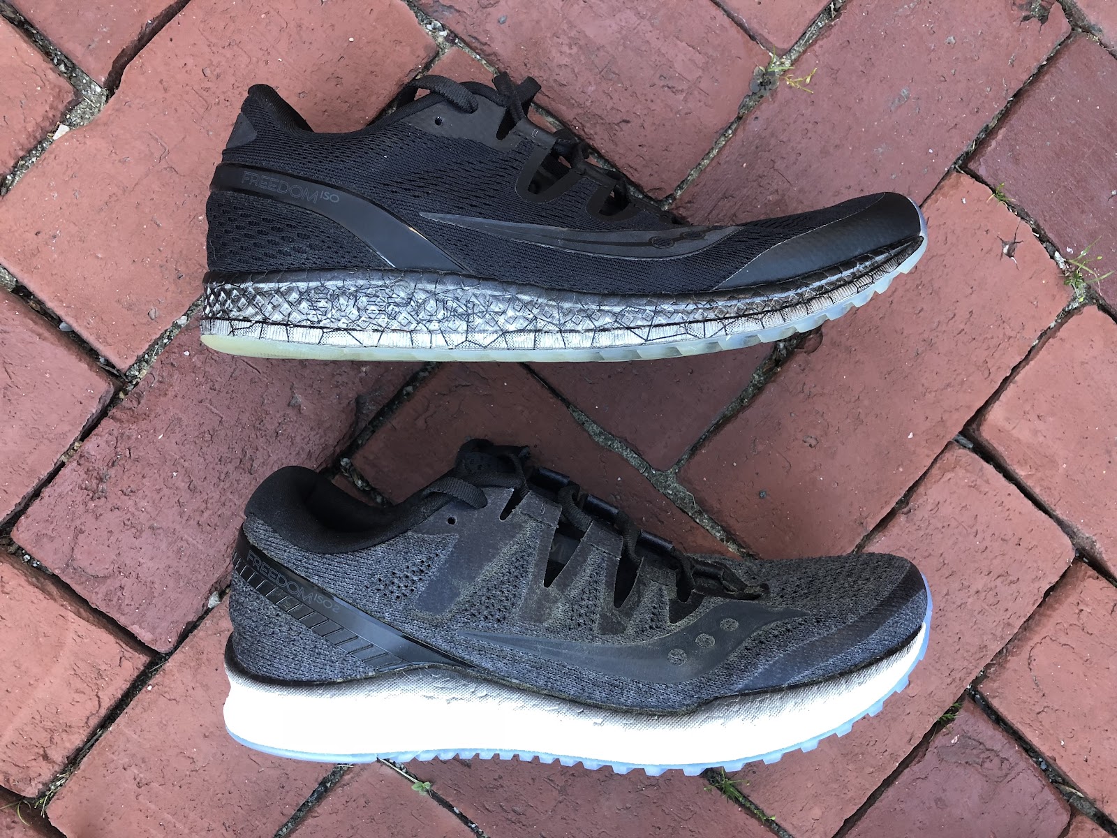 Road Trail Run: Saucony Freedom ISO 2 Review: Great New Upper. Improved  Foot Hold and Stability. Same Ride.