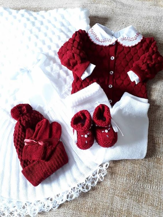 ropita para bebé en lana tejida a mano croche lana niño niña vino tinto baby shower