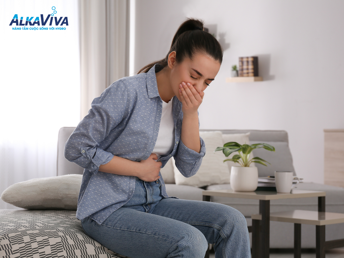 NƯỚC ION KIỀM HỖ TRỢ ĐIỀU TRỊ NGỘ ĐỘC THỰC PHẨM NHƯ THẾ NÀO?