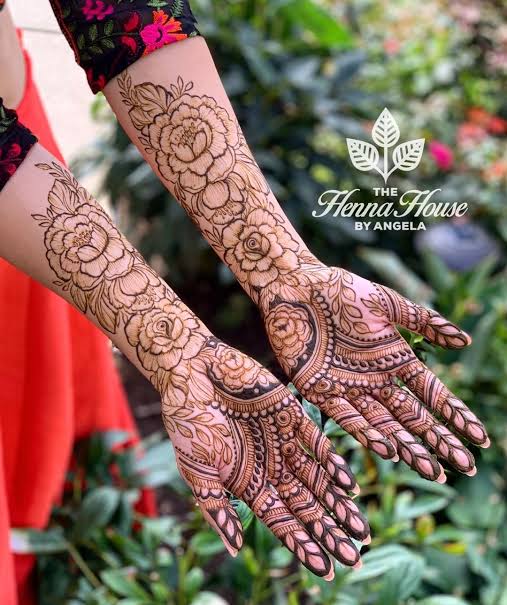 Bridal Flower Mehndi Designs
