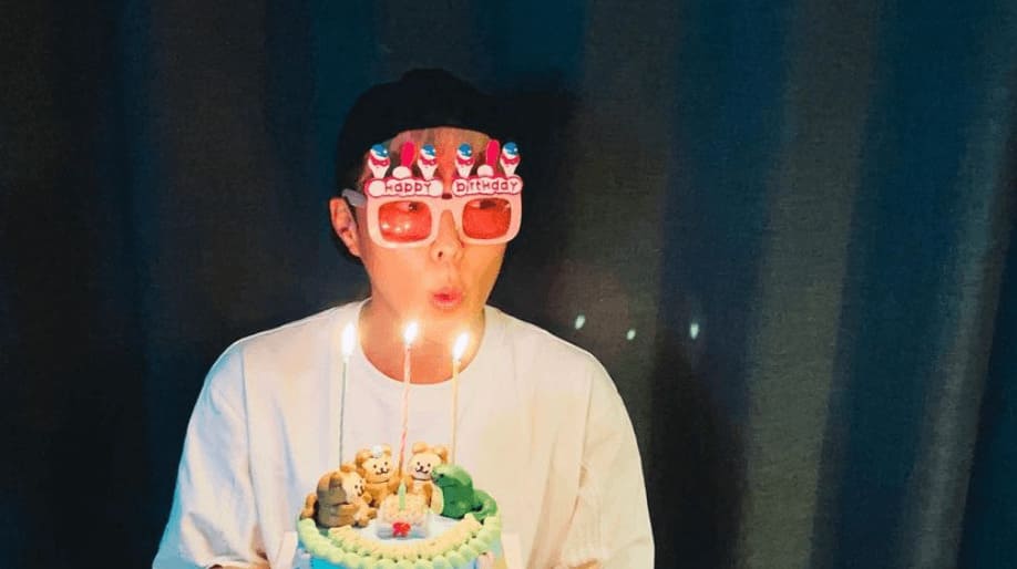 Jang Ki Yong Celebrating his birthday