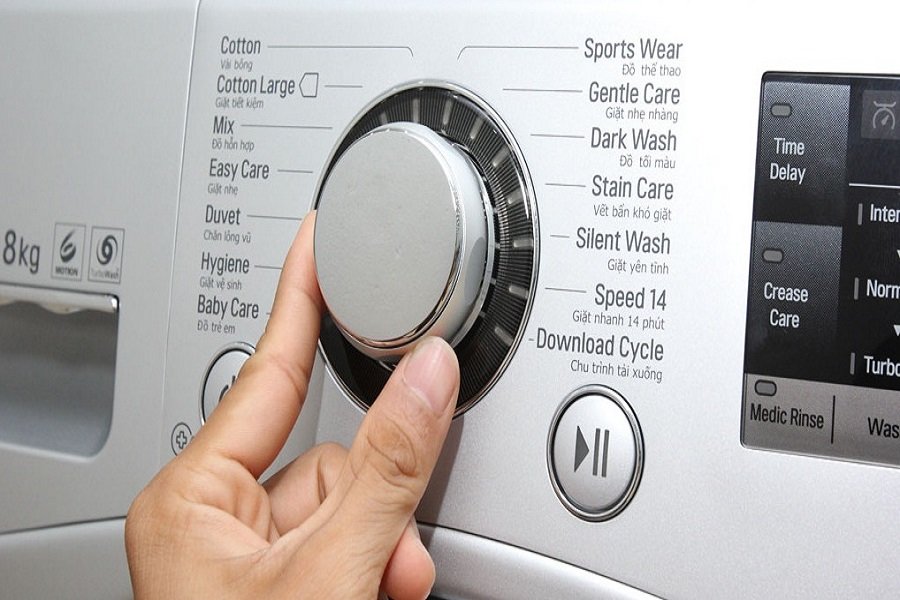 Điều chỉnh chế độ giặt để giặt rèm bằng máy giặt an toàn