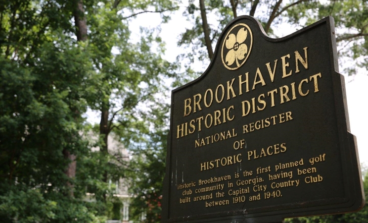 Brookhaven Historic District sign