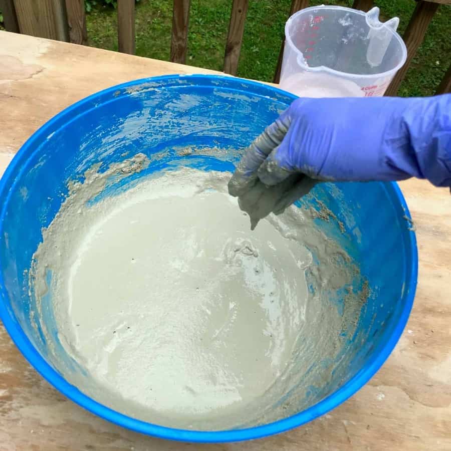 mixing cement to thin milkshake consistency