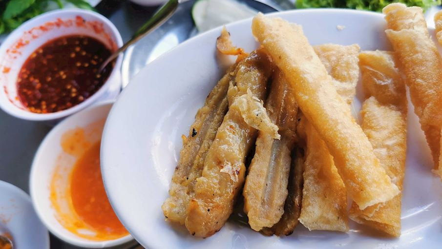 Vietnamese Grilled Pork Sausage (Nem nướng) - Nha Trang