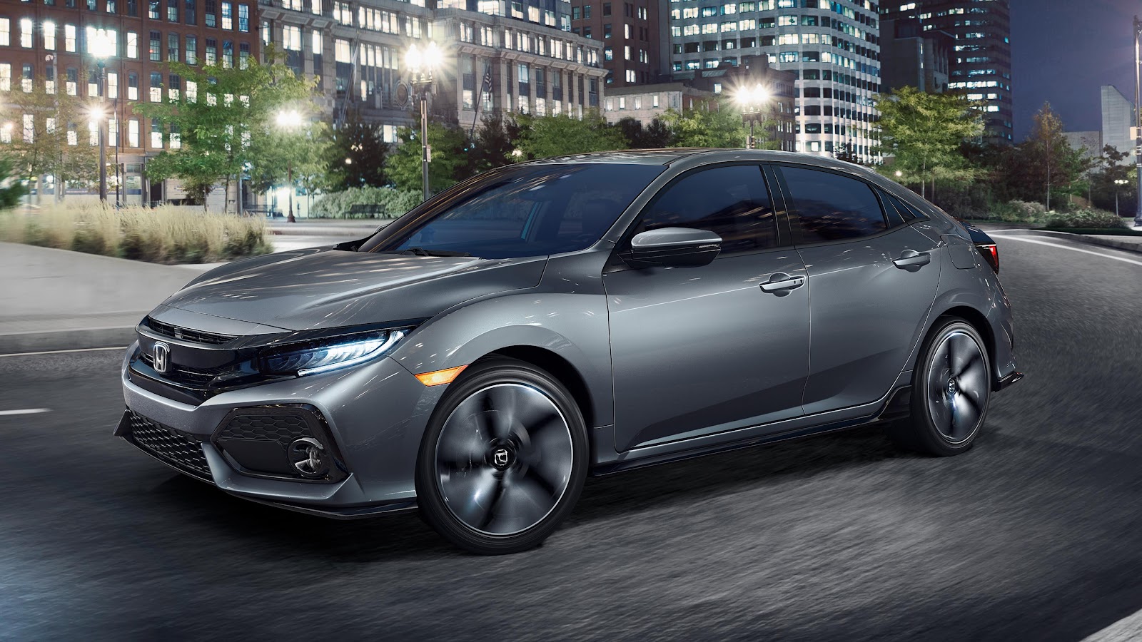 MY17_civic_hb_exterior_gallery-01.jpg
