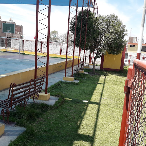 Opiniones de Parque Alto Buena Vista en Socabaya - Campo de fútbol