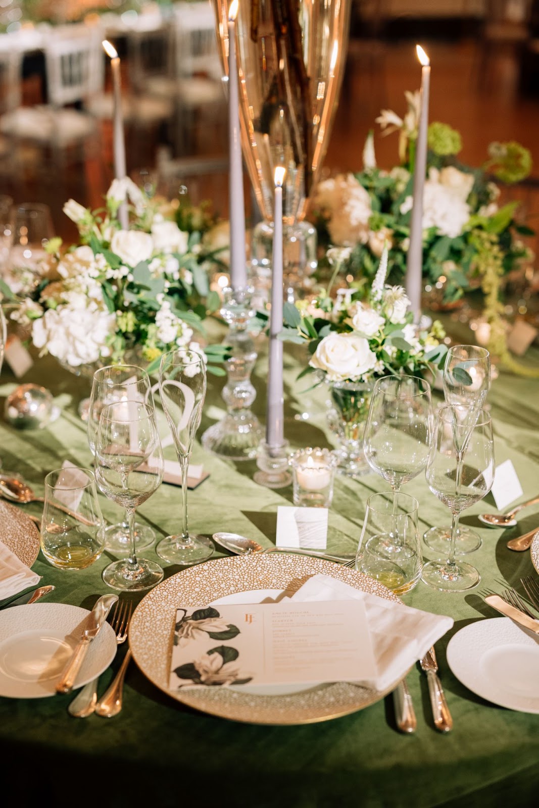 Simple yet shimmering table set up.