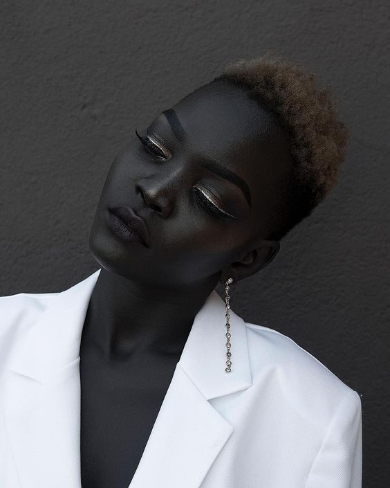 Nyakim Gatwech shows off bold, stunning side in this full shot  