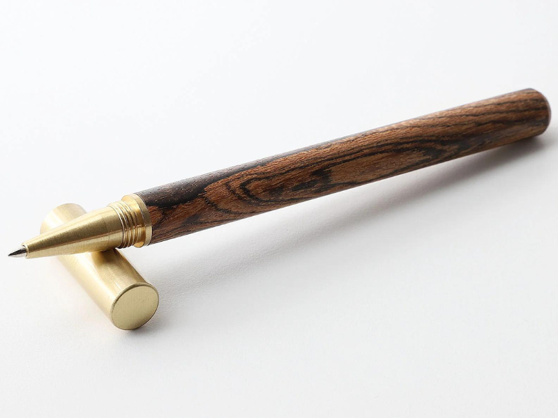 Thiết kế bút gỗ tre cũng là một món quà tặng cao cấp, giá trị