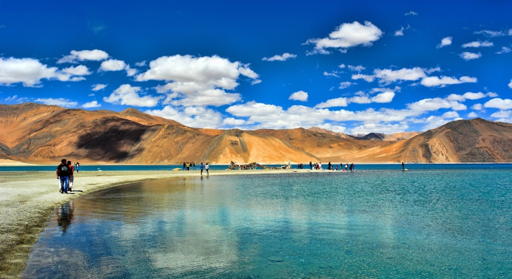 leh ladakh top 10 places in India for honeymoon