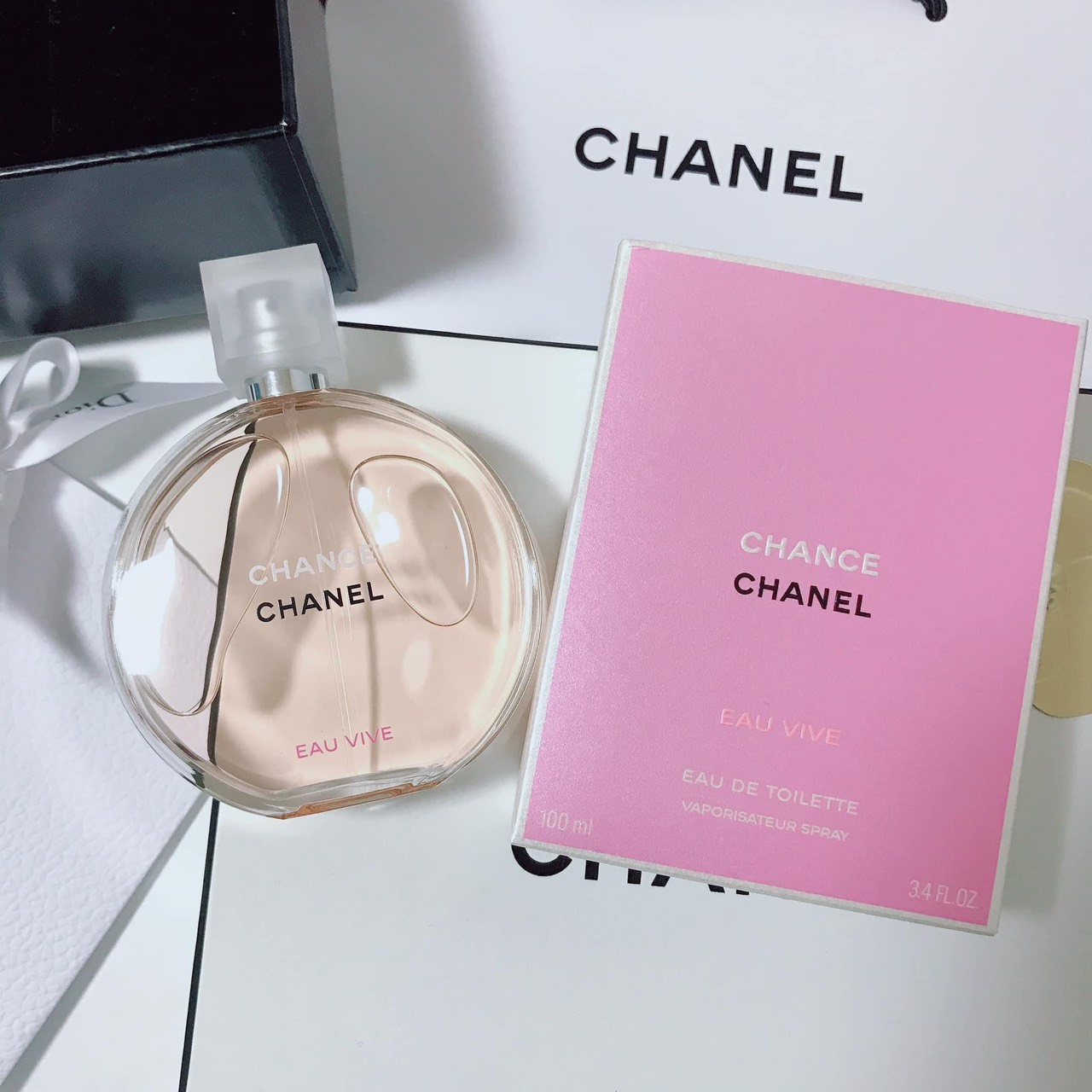 Nước hoa Chanel Chance Eau Vive EDT nâng tầm nữ tính trong sự sang trọng, quyến rũ