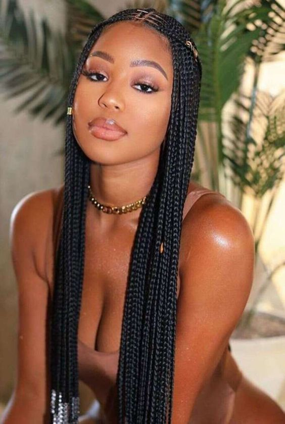 pretty lady rocking African braids with beads