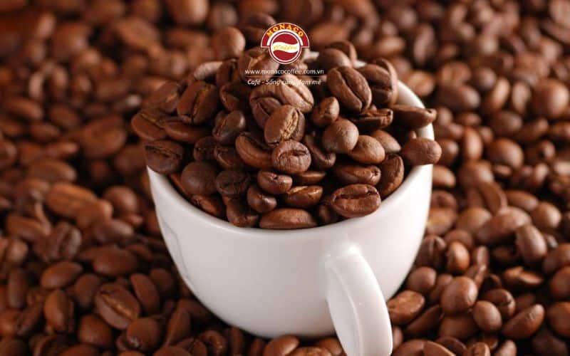 Mua cà phê còn nguyên hạt và mới rang