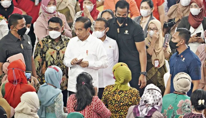 Bakal 3 Periode? Jokowi Kumpulkan Relawan di Istana Bogor, Said Didu Beri Sindiran Pedas: Tidak Malu Gunakan Fasilitas Negara!
