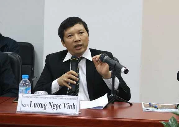 TS Lương Ngọc Vĩnh, Trưởng Khoa Tuyên truyền- Học viện Báo chí và Tuyên truyền phát biểu tại Tọa đàm