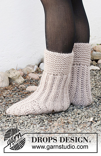 25+ Ridiculously Cute & Cozy Knit Slipper Patterns - love. life. yarn.