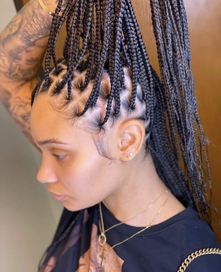 Knotless braids