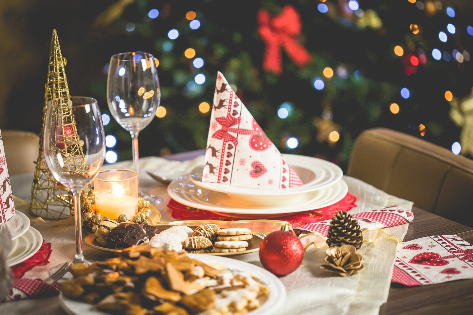 The holidays are a joyous time filled with family, friends, and plenty of good food. While everyone enjoys the celebrations during this time of year, many people also fear the dreaded weight gain accompanying hearty holiday meals and sugary treats.