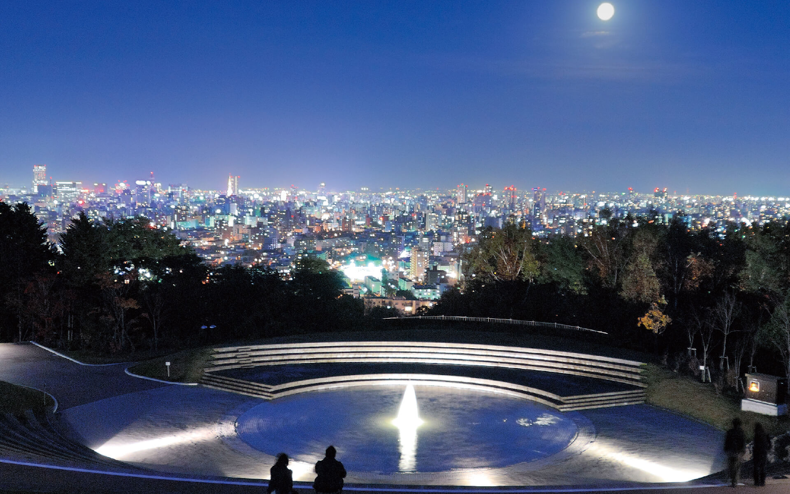7.札幌の街並みを見渡せる「旭山記念公園」