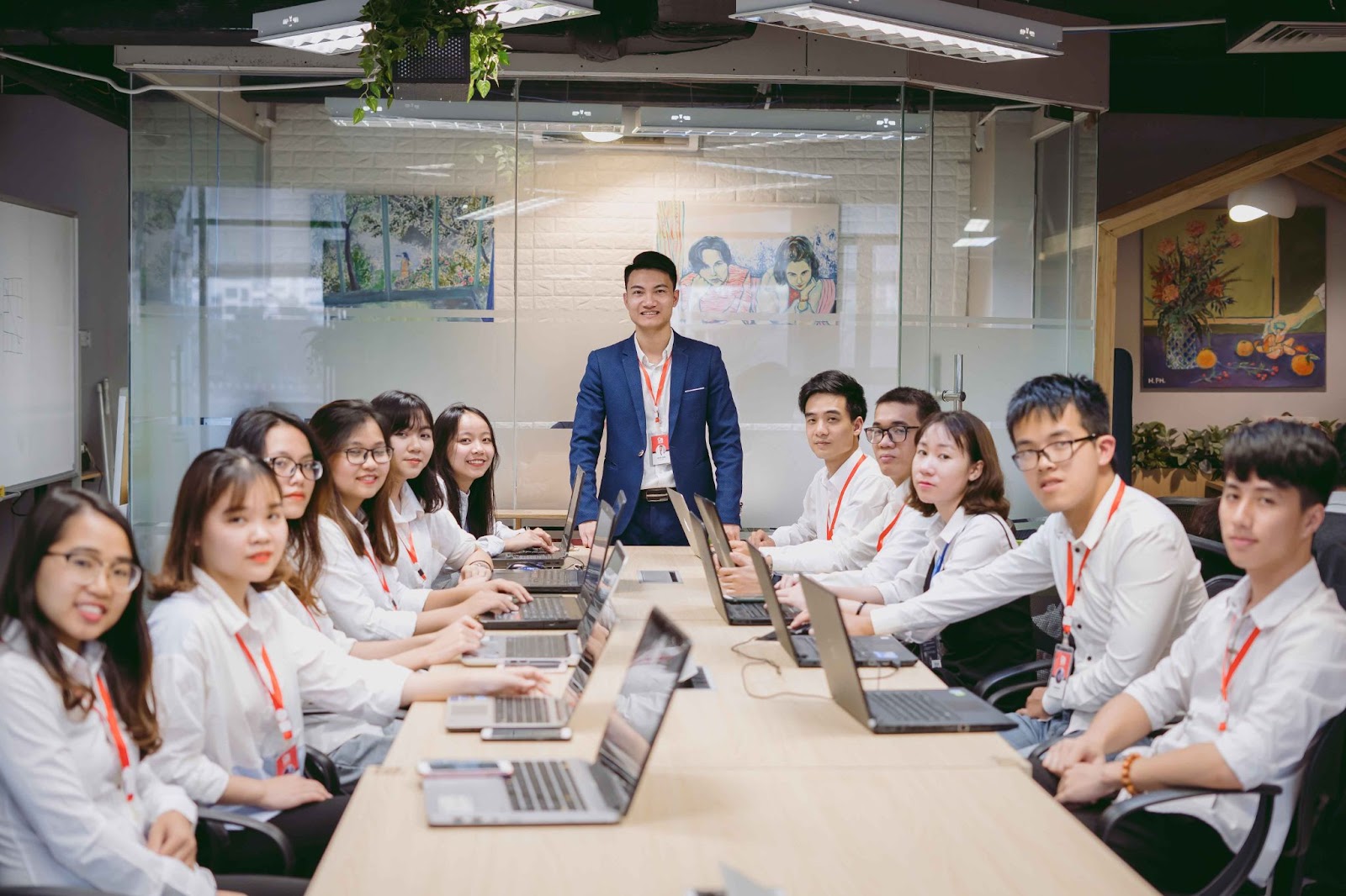 Đội ngũ làm việc của chúng tôi