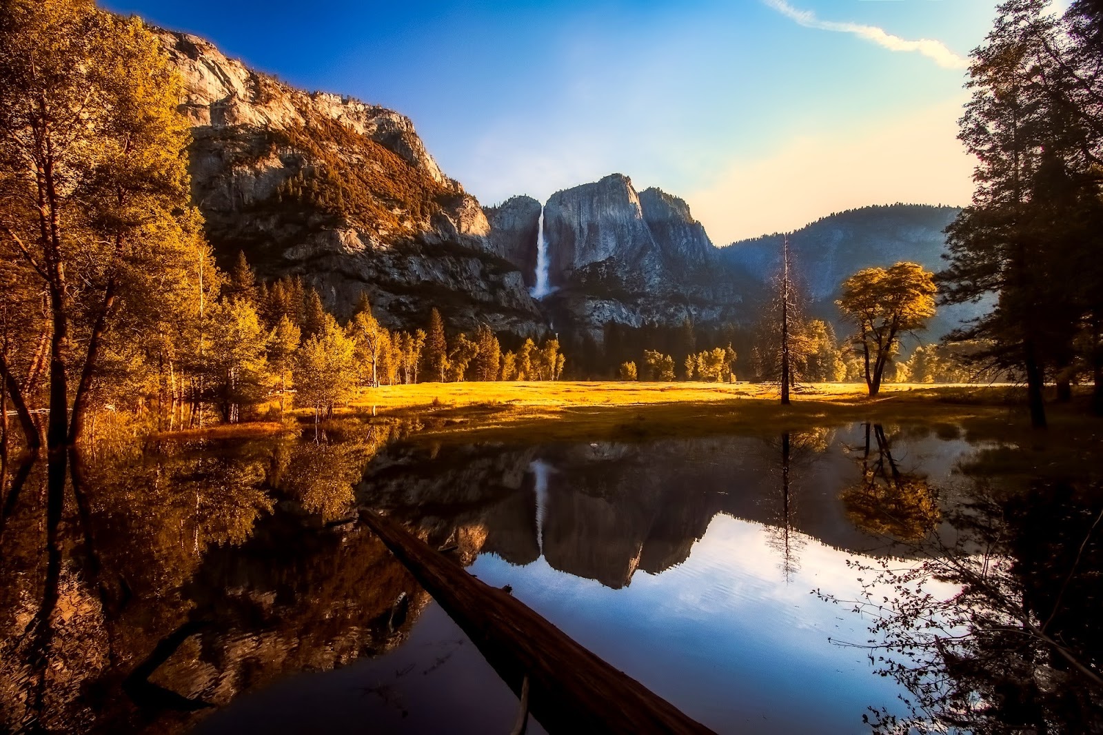 Lake and cliffside at Yosemite
