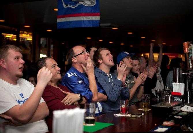http://www.sportsdouchebags.com/wp-content/uploads/2015/07/how-many-people-watch-the-super-bowl.jpg