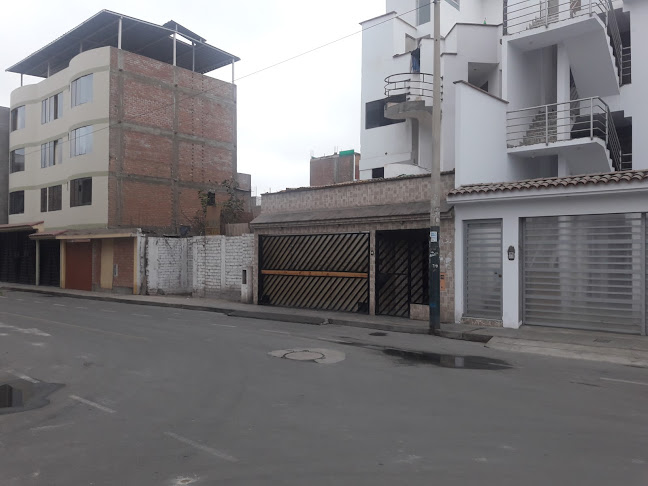 Nº 132,Surco, Ca. Enrique Martinelli Freundt, Cercado de Lima, Perú