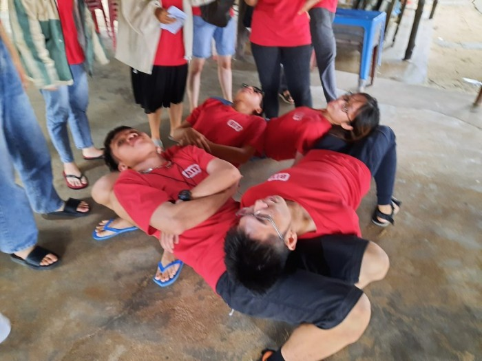 tro-choi-team-building-indoor