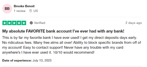 A five-star Current Bank review from a happy user on Trustpilot.
