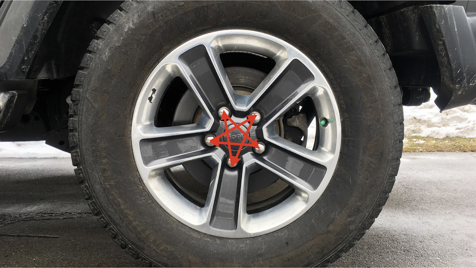 Jeep Wrangler JL DIY Tire Rotation Tightening Pattern