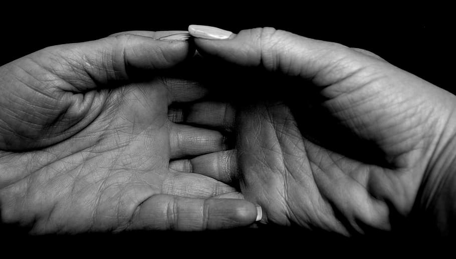 https://p1.pxfuel.com/preview/818/423/764/hand-palm-grief-black-and-white.jpg