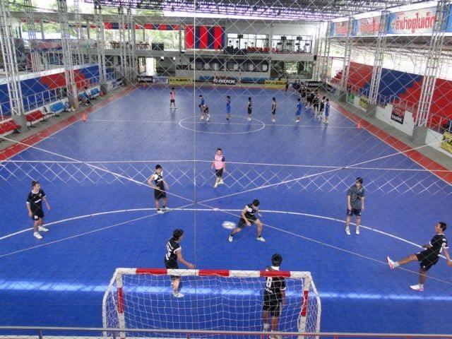 Sân thi đấu bóng đá Futsal cũng thiết kế theo kích thước chuẩn