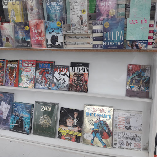 Opinii despre Crisol Óvalo Gutiérrez în Miraflores - Librería