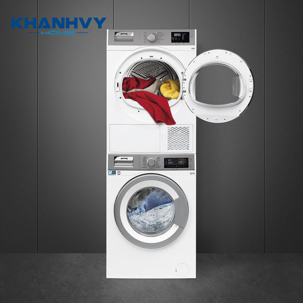 Máy giặt và máy sấy Smeg có thiết kế tinh tế, có thể xếp chồng lên nhau để tiết kiệm diện tích