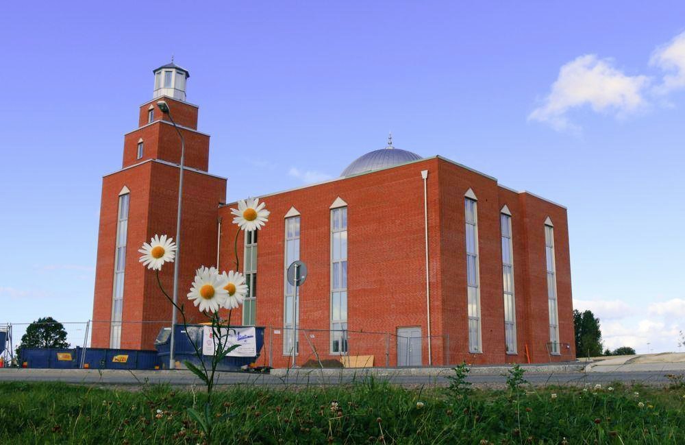 المساجد في السويد
