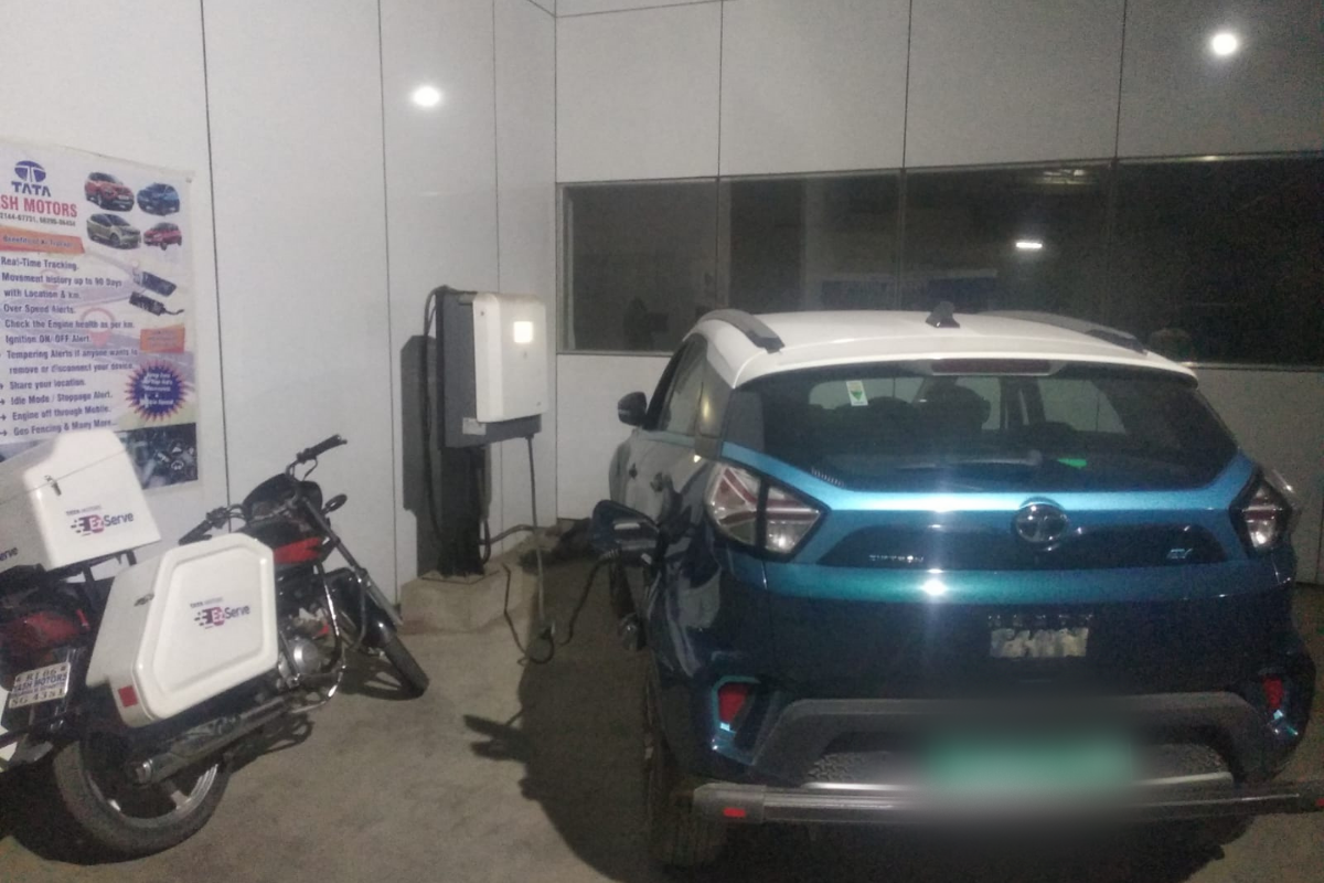 EV charging station- electric car charging - charging infrastructure - Bhilwara charging station-YoCharge
