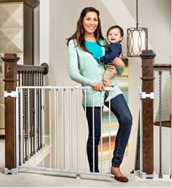 Regalo 2-in-1 Stairway and Hallway Wall Mounted Baby Gate no drilling