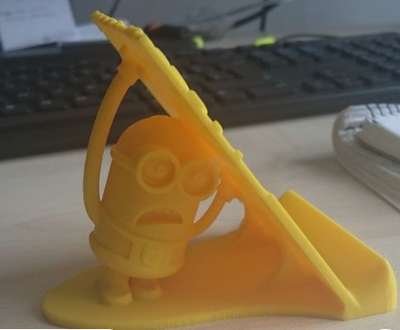 What does a skirt do in 3D printing