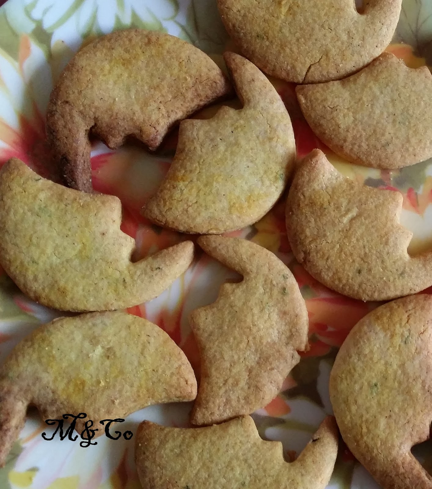 biscuits sucrés salés curcuma parmesan.jpg