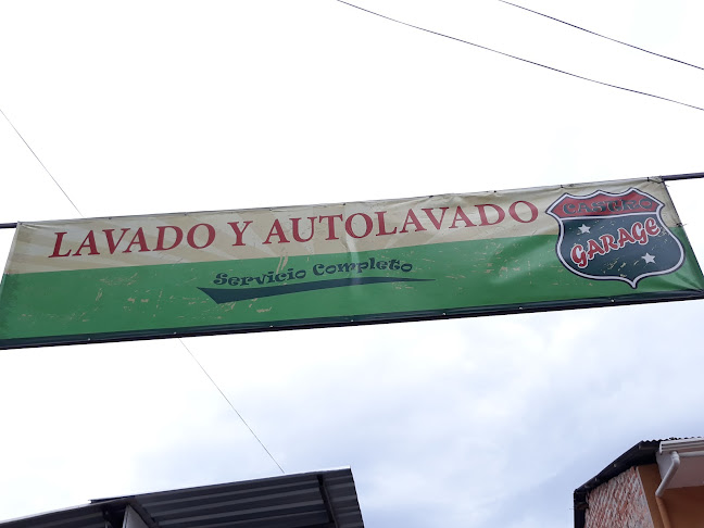 3XPX+XHQ, Av. Diez de Agosto, Cuenca 010107
