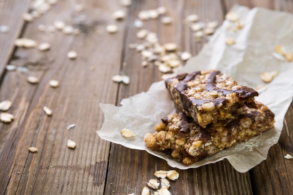 Muesli bars with milk chocolate