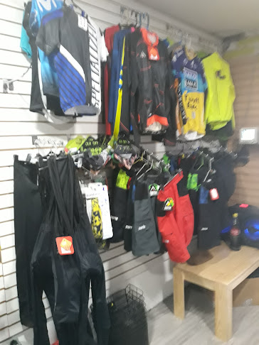 CR Bikes "Carlitos Bikes" - Tienda de bicicletas